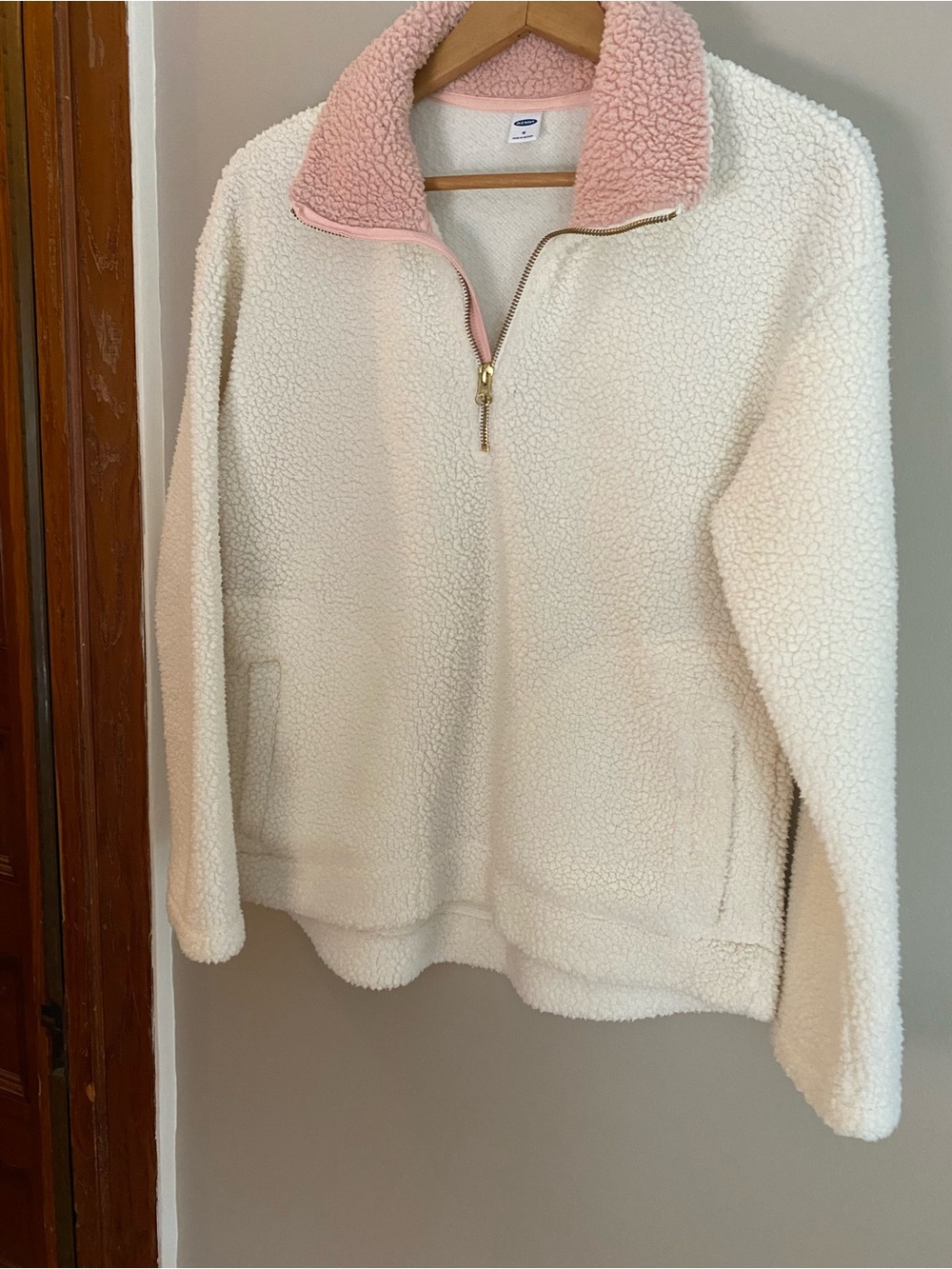Old Navy Cream fleece pullover with Pink Contrast Collar